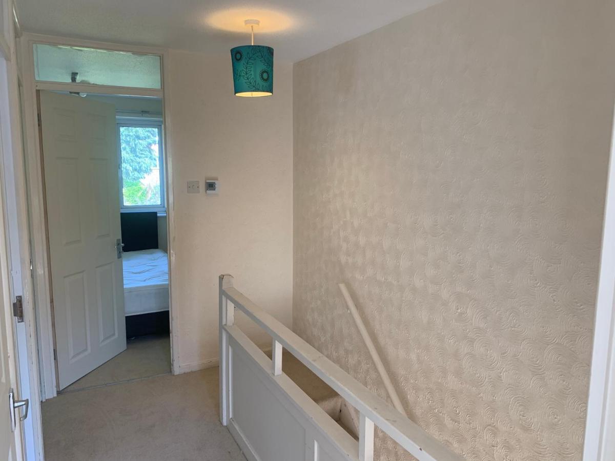 Elegant Devon Villa Luton  Exteriör bild